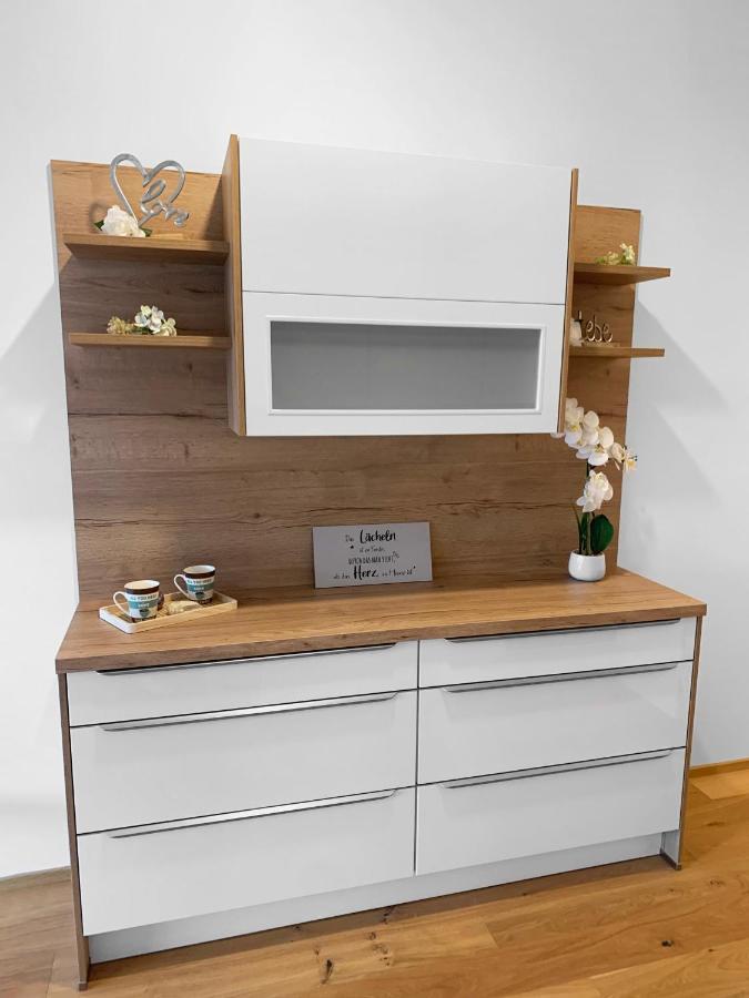 Traum Panorama Apartment Mit Berg & Seeblick Altmünster エクステリア 写真