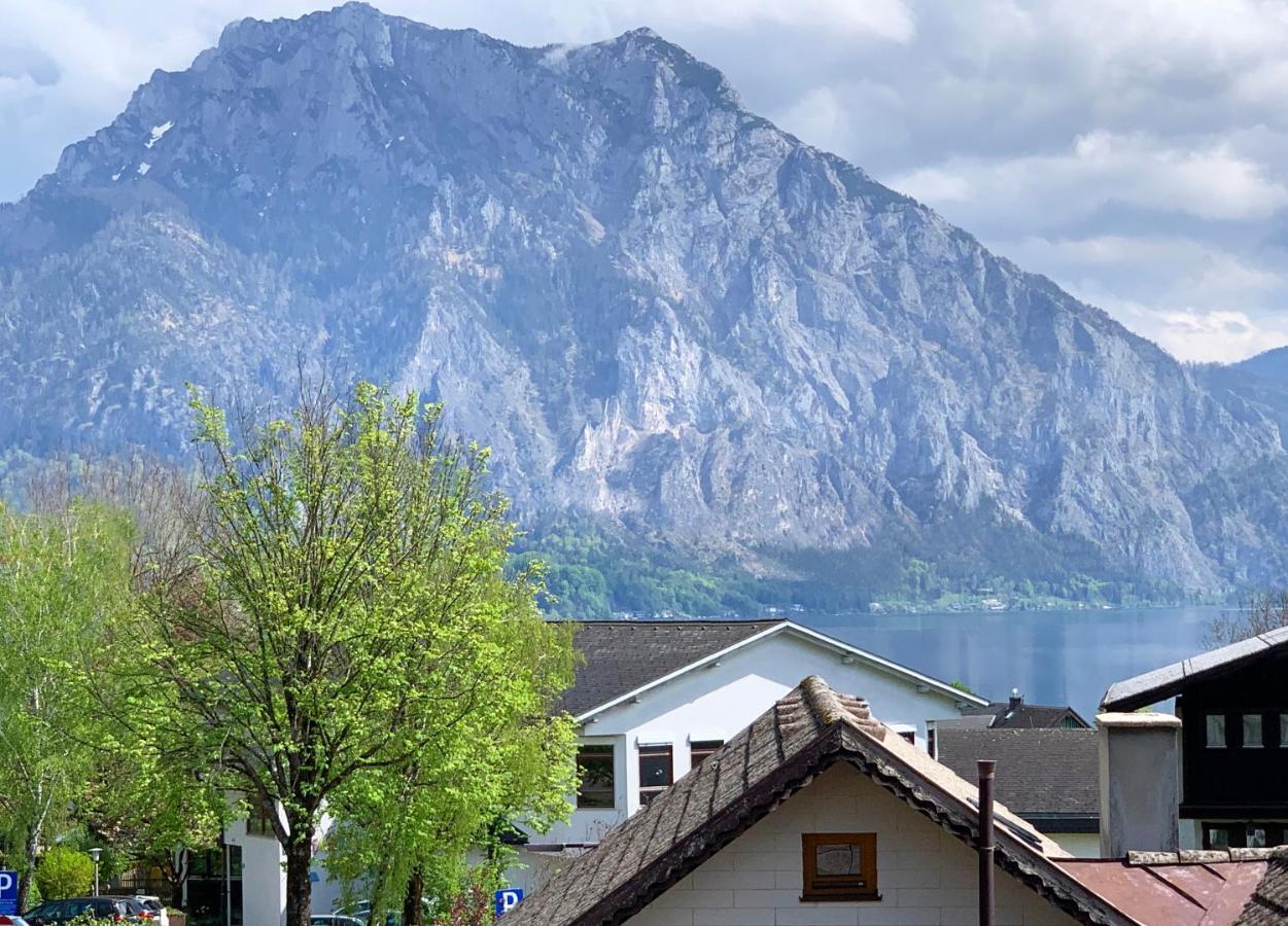 Traum Panorama Apartment Mit Berg & Seeblick Altmünster エクステリア 写真