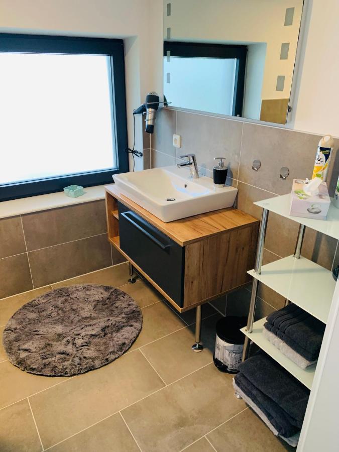 Traum Panorama Apartment Mit Berg & Seeblick Altmünster エクステリア 写真